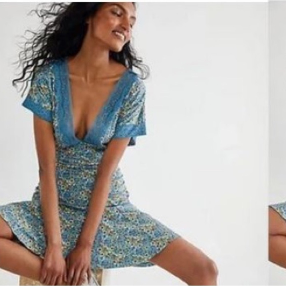 Free People Ditsy Floral Blue Lace Trim Mini Dress Open Back Summer Country S